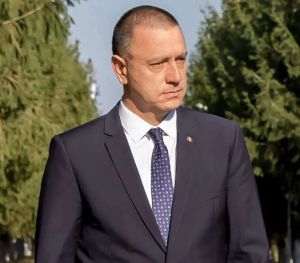 Mihai Fifor: Economia scade pentru al treilea trimestru consecutiv din cauza austerităţii